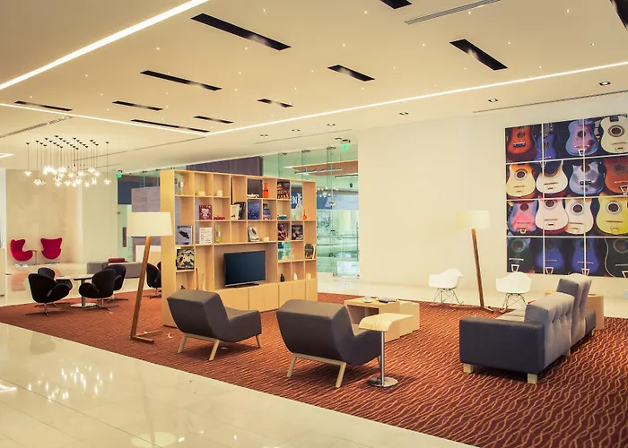 Fiesta Plaza Aeropuerto Hotel 4*