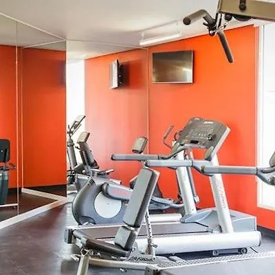 Fiesta Plaza Aeropuerto Hotel 4*